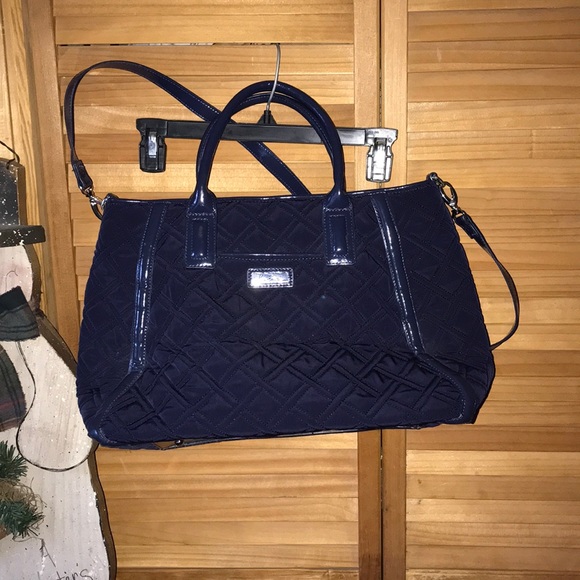 Vera Bradley Handbags - Bleu Vera Bradley purse EUC